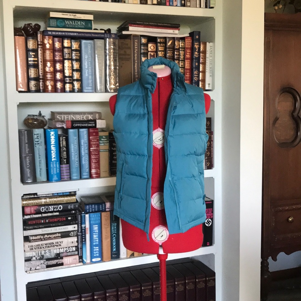 Missimo Sleeveless Coat